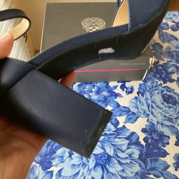 Jessica Simpson heels - Picture 3 of 4